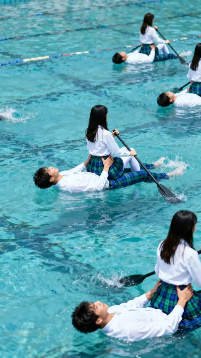 夏日泳池扮演竞赛(1)